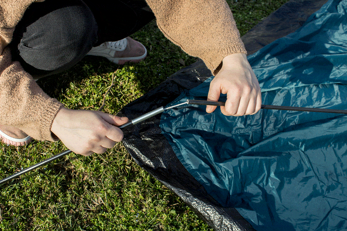 connecting tent poles