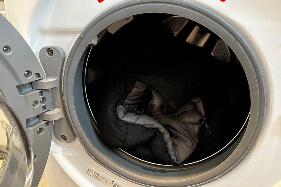 How To Wash A Sleeping Bag in a Washing Machine