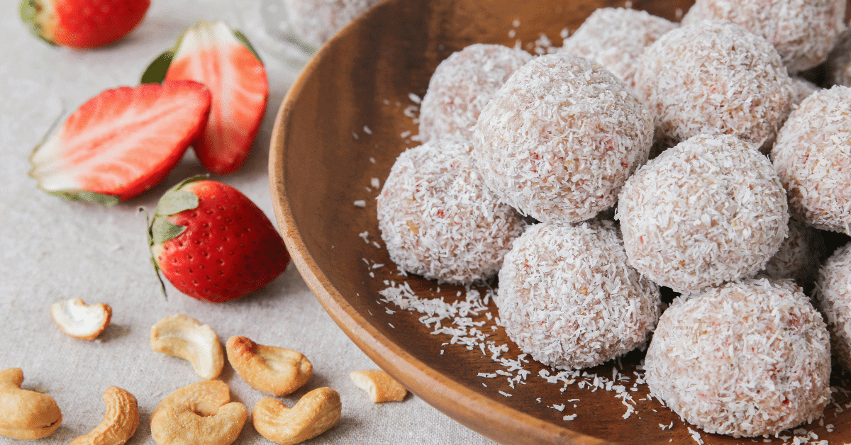 bliss balls with strawberries and cashew nuts