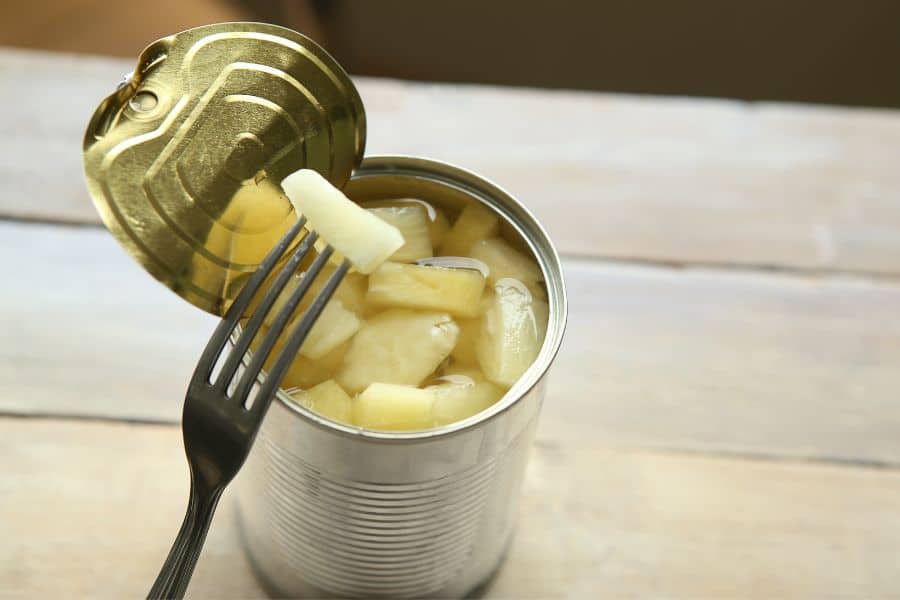 How to open a can with a fork