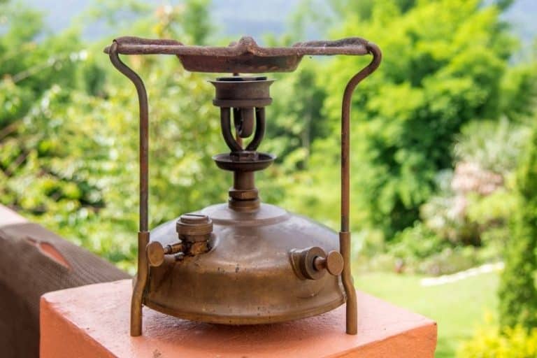 Types of Camping Stoves (Pros/Cons of Each Stove Type)