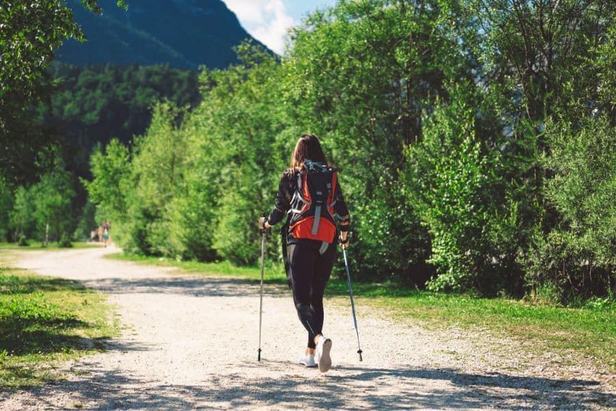 avoid walking or hiking alone