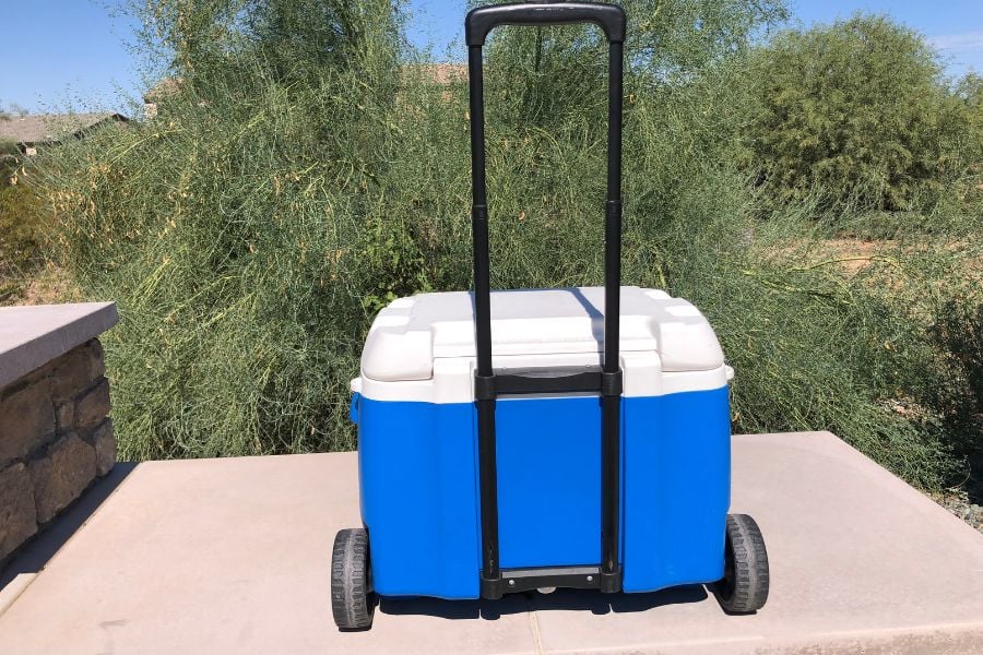 Large Sized Cooler w Wheels